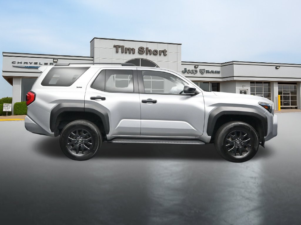 Used 2025 Toyota 4Runner SR5 AWD/4WD image 6