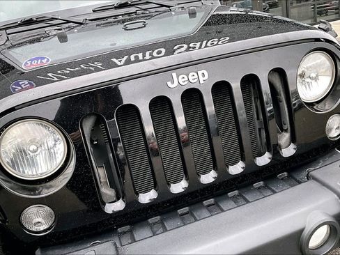 Used 2014 Jeep Wrangler Unlimited Sport w/ Power Convenience Group image 30