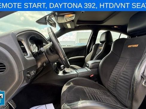 Used 2018 Dodge Charger R/T RWD image 10