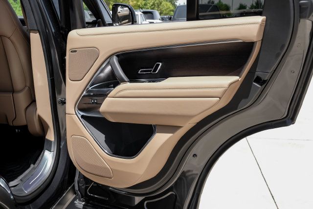 New 2026 Land Rover Range Rover SE AWD/4WD image 61