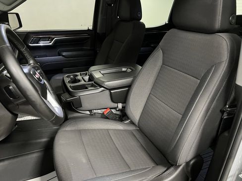 Used 2024 GMC Sierra 1500 Elevation image 24