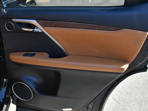 Used 2022 Lexus RX 350L FWD w/ Premium Package image 44