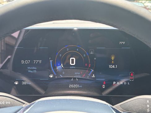 Used 2025 Chevrolet Equinox LT FWD image 35