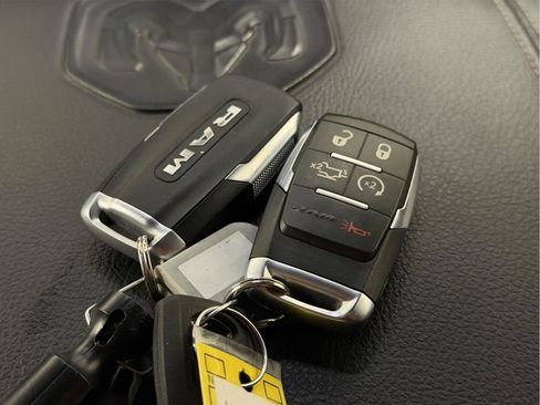 Used 2020 RAM 3500 Laramie image 88