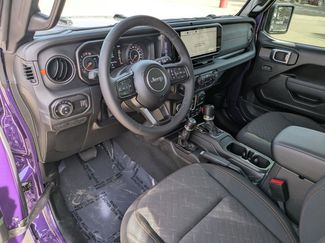 New 2026 Jeep Gladiator Mojave video 3