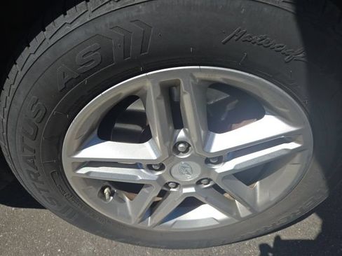 Used 2018 Hyundai Kona SE AWD/4WD image 12