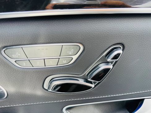 Used 2016 Mercedes-Benz S 550 Sedan image 19