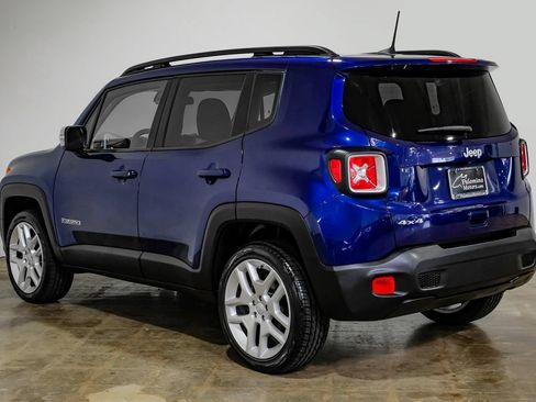 Used 2021 Jeep Renegade Latitude AWD/4WD image 9