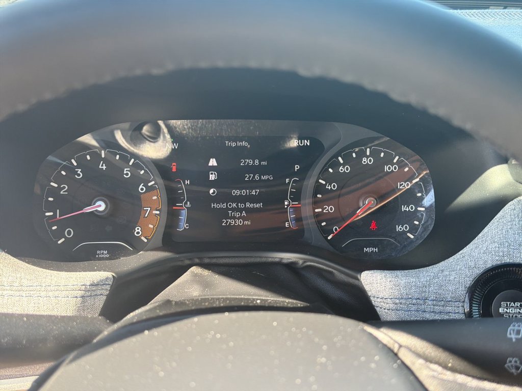 Used 2023 Jeep Compass Latitude w/ Convenience Group AWD/4WD image 12