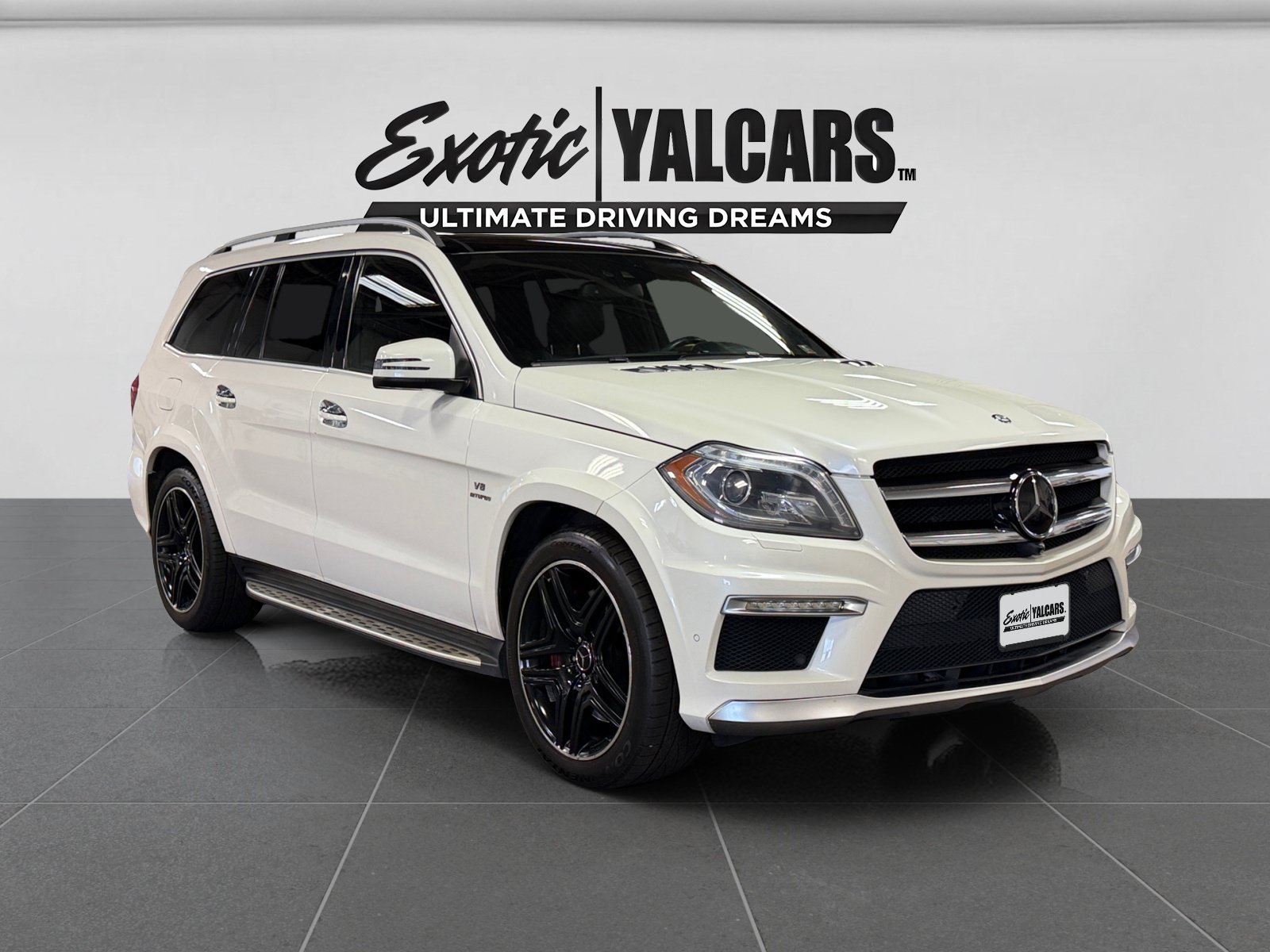 Used 2015 Mercedes-Benz GL 63 AMG 4MATIC w/ Accessory Chrome Package image 7