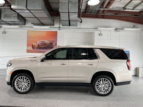 Used 2024 Chevrolet Tahoe High Country image 5