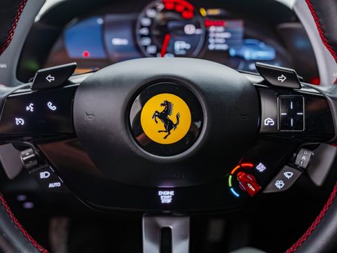 Certified 2022 Ferrari Roma image 32