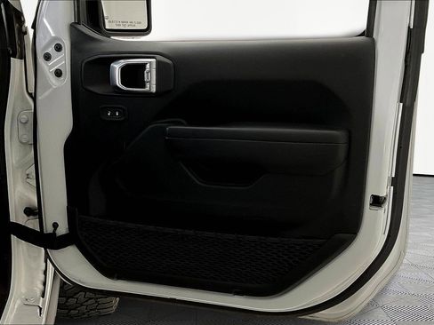 Used 2023 Jeep Gladiator Rubicon image 26