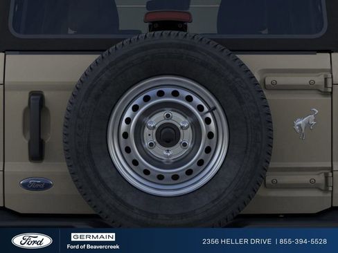 New 2025 Ford Bronco 4-Door image 24