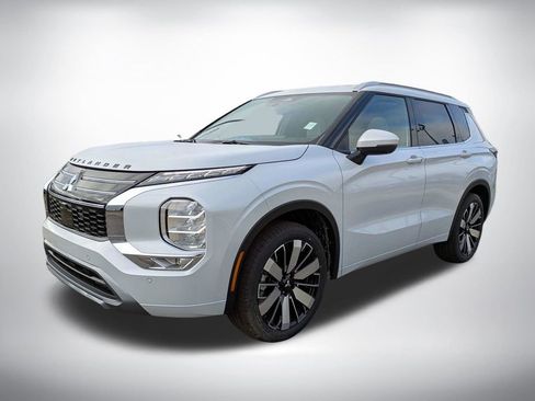 New 2026 Mitsubishi Outlander SEL image 8