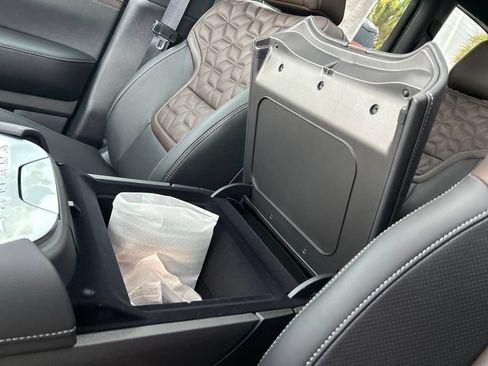 New 2026 Nissan Armada Platinum RWD image 38