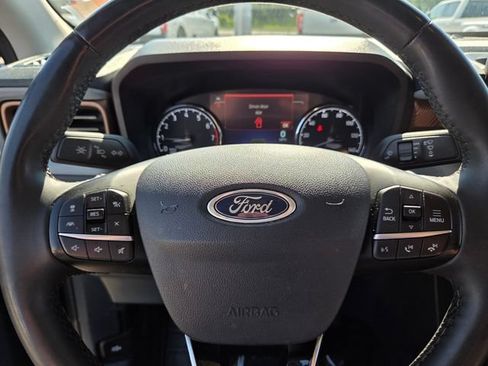 Used 2024 Ford Maverick Lariat w/ FX4 Off-Road Package AWD/4WD image 24