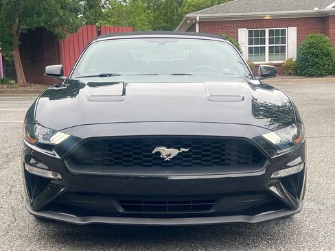 Used 2020 Ford Mustang Premium RWD image 8
