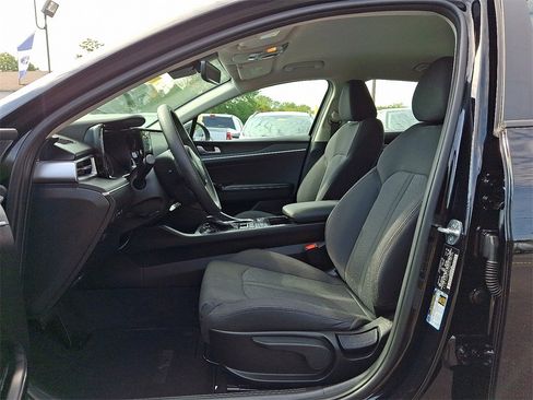 Used 2023 Kia K5 LXS image 14