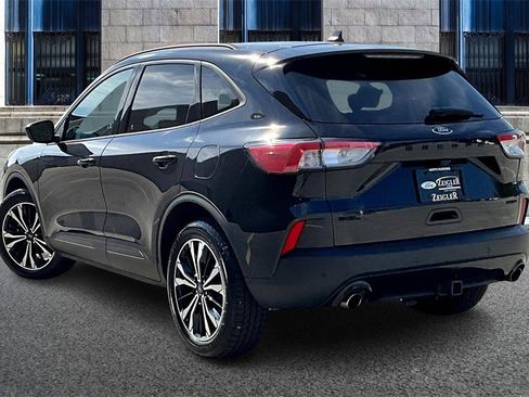 Certified 2022 Ford Escape SEL w/ SEL Stealth AWD Package image 10