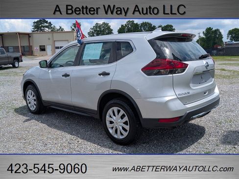 Used 2020 Nissan Rogue S AWD/4WD image 2