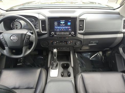Certified 2024 Nissan Frontier SL w/ Technology Package RWD image 15