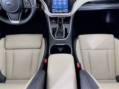 Used 2025 Subaru Outback Limited w/ Tech Package 3 AWD/4WD image 16