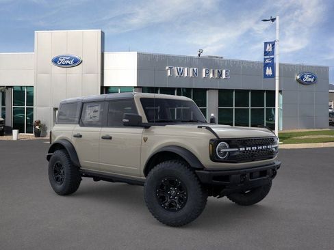 New 2025 Ford Bronco Badlands AWD/4WD image 7