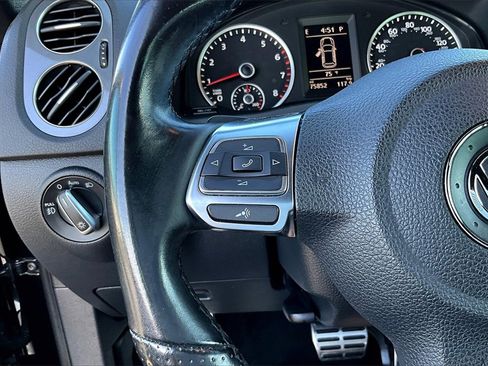 Used 2016 Volkswagen Tiguan R-Line image 18