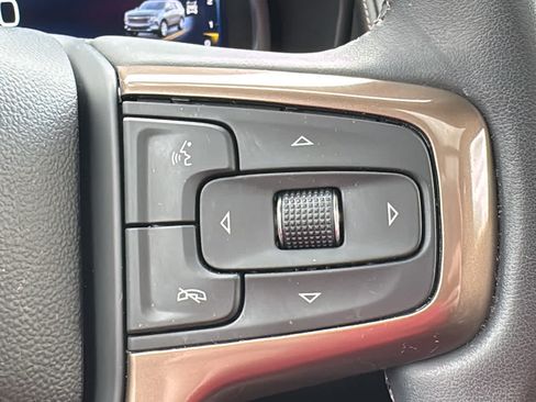 Certified 2023 Chevrolet Suburban High Country AWD/4WD image 11