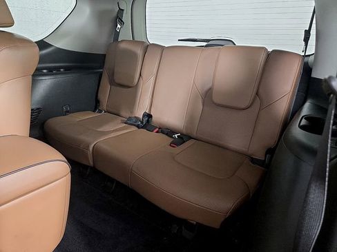 Used 2019 INFINITI QX80 Luxe w/ 22" Wheel Package AWD/4WD image 12