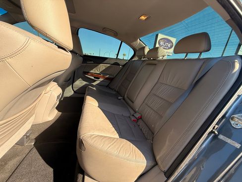 Used 2012 Honda Accord EX-L image 9