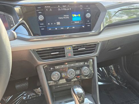 Certified 2024 Volkswagen Taos SEL AWD/4WD image 39