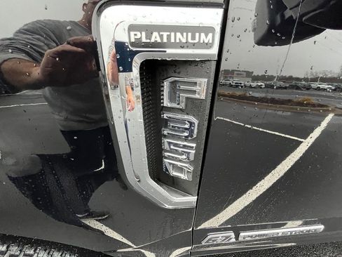 Certified 2021 Ford F350 Platinum image 9