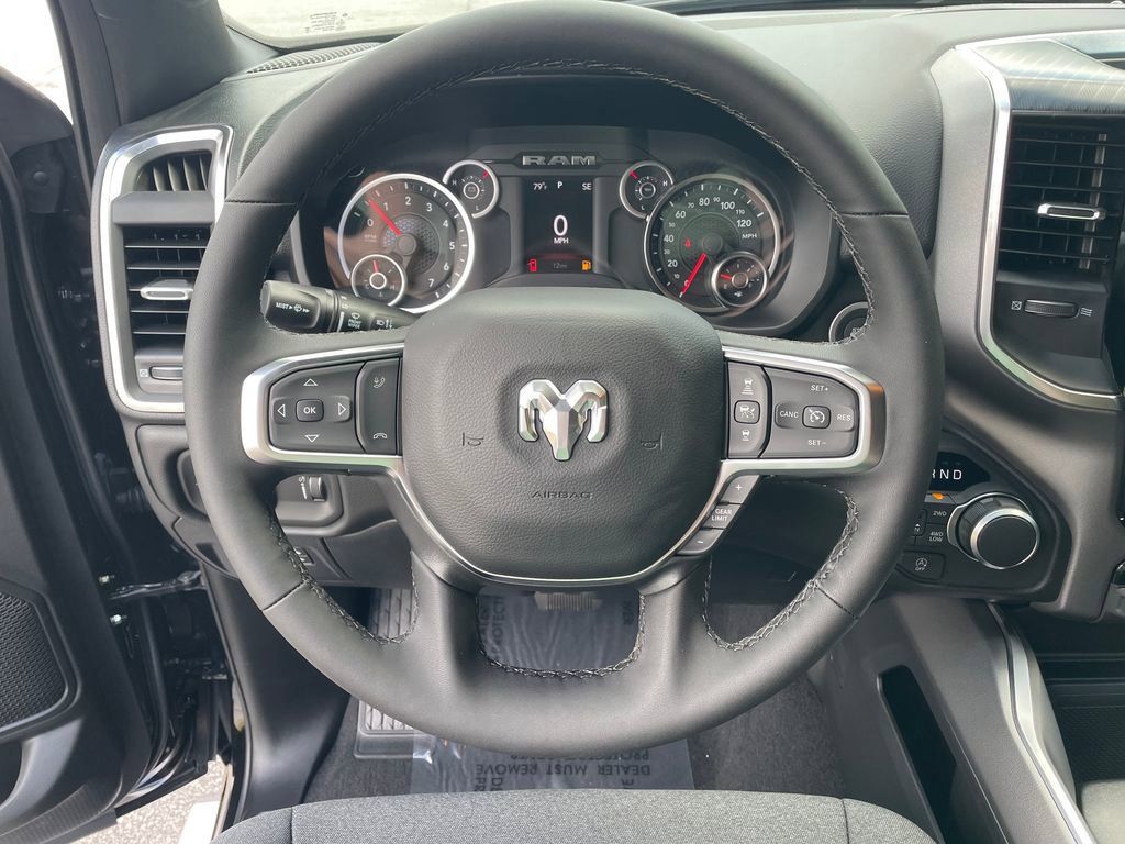 New 2026 RAM 1500 Big Horn AWD/4WD image 13