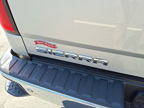 Used 2015 GMC Sierra 1500 SLT w/ SLT Crew Cab Value Package AWD/4WD image 25