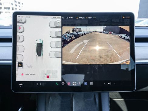 Used 2022 Tesla Model Y Performance AWD/4WD image 22