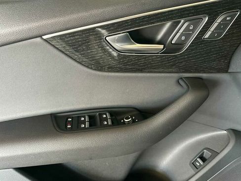 Used 2021 Audi Q7 3.0T Premium w/ Convenience Package image 11