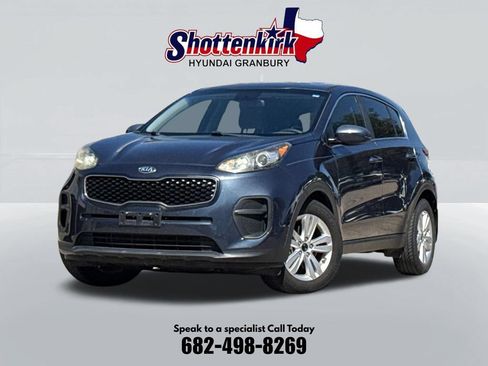 Used 2018 Kia Sportage LX FWD image 1