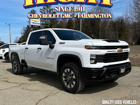 Used 2024 Chevrolet Silverado 2500 Custom w/ Custom Convenience Package AWD/4WD image 1