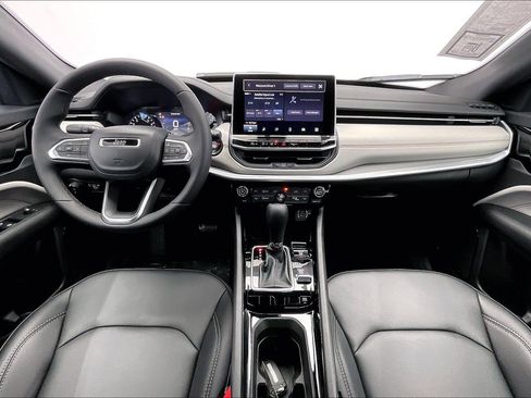 New 2026 Jeep Compass Limited image 5