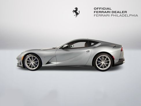 Certified 2018 Ferrari 812 Superfast RWD image 4