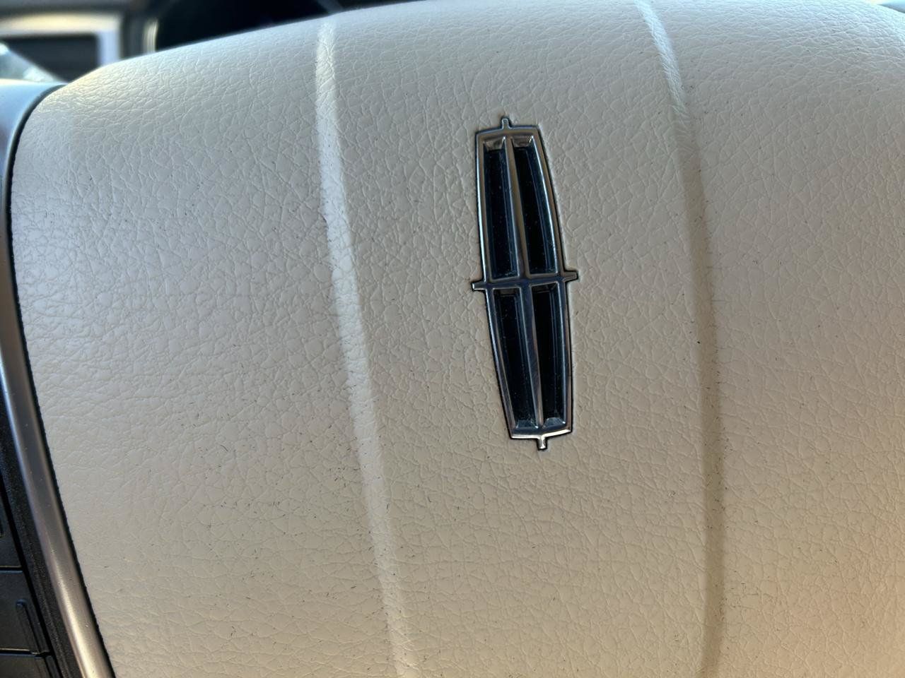 Used 2011 Lincoln MKZ AWD image 20