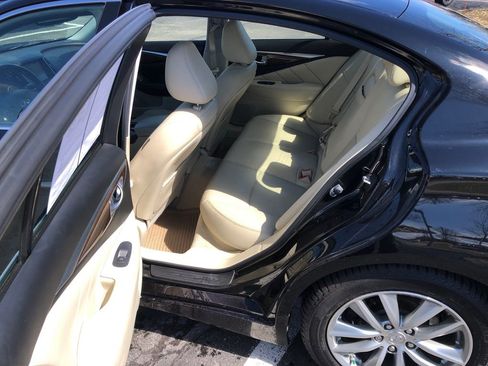 Used 2014 INFINITI Q50 Premium w/ Deluxe Touring Package image 21