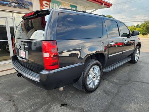 Used 2011 Chevrolet Suburban LTZ AWD/4WD image 3