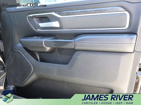 Used 2022 RAM 1500 Big Horn AWD/4WD image 8
