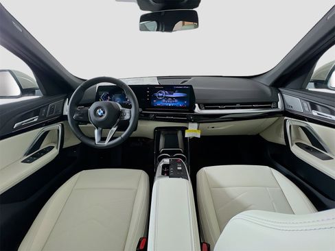 New 2026 BMW X1 xDrive28i w/ Convenience Package image 9