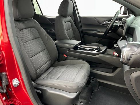 Certified 2025 Chevrolet Equinox LT AWD/4WD image 38