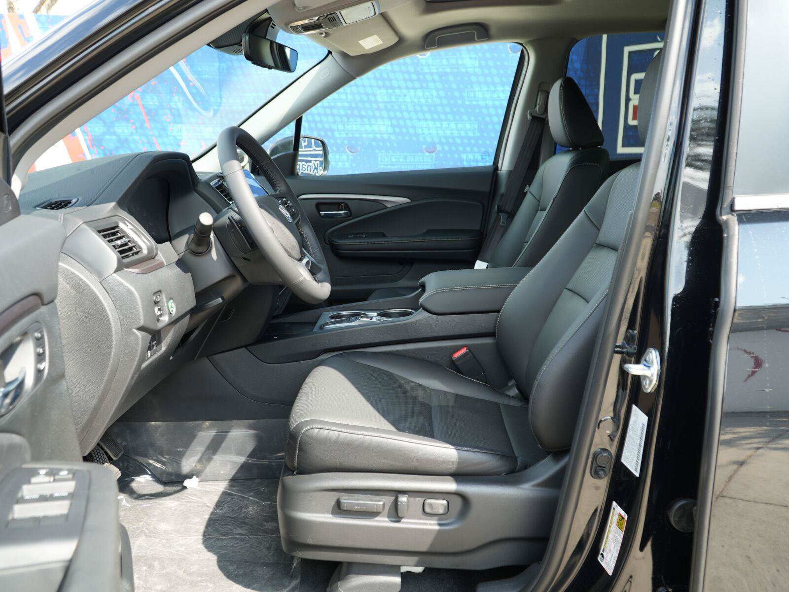 New 2026 Honda Ridgeline RTL image 16