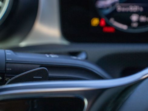 Used 2023 Mercedes-Benz CLA 250 image 29